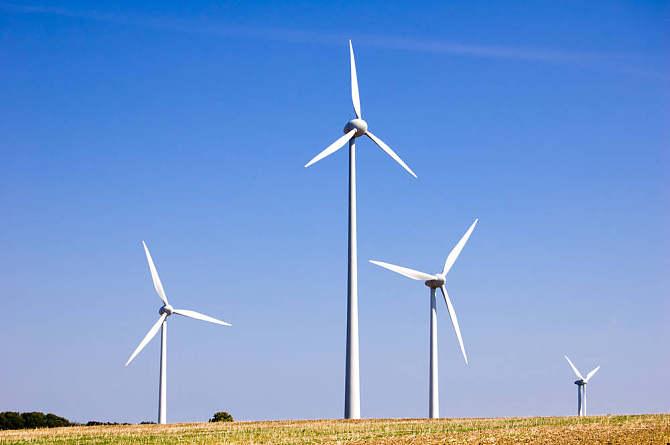 我國(guó)可再生能源裝機(jī)10年增長(zhǎng)約3倍